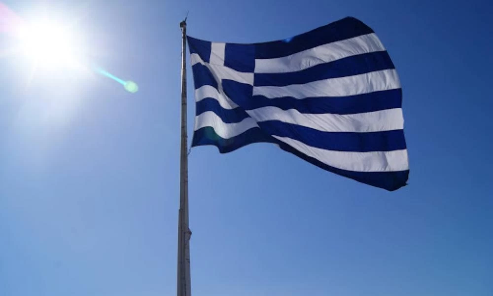 Η πατρίδα μας είναι το νέο αντιμνημόνιο